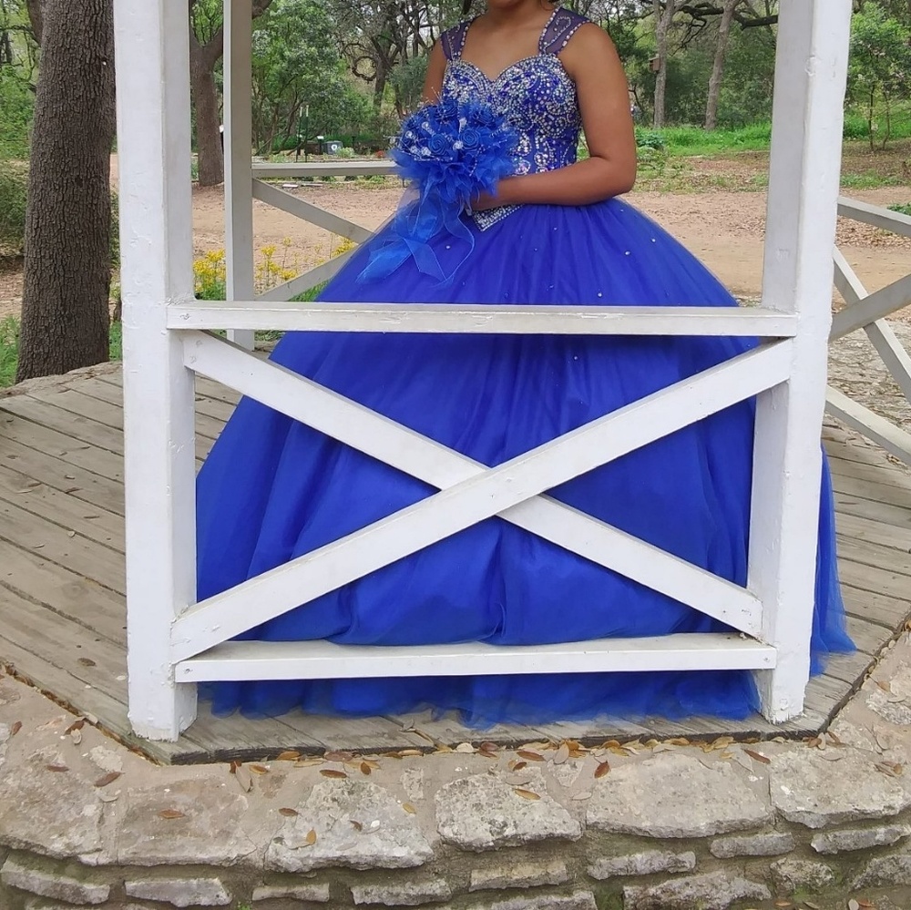 Quinceñera Dress
